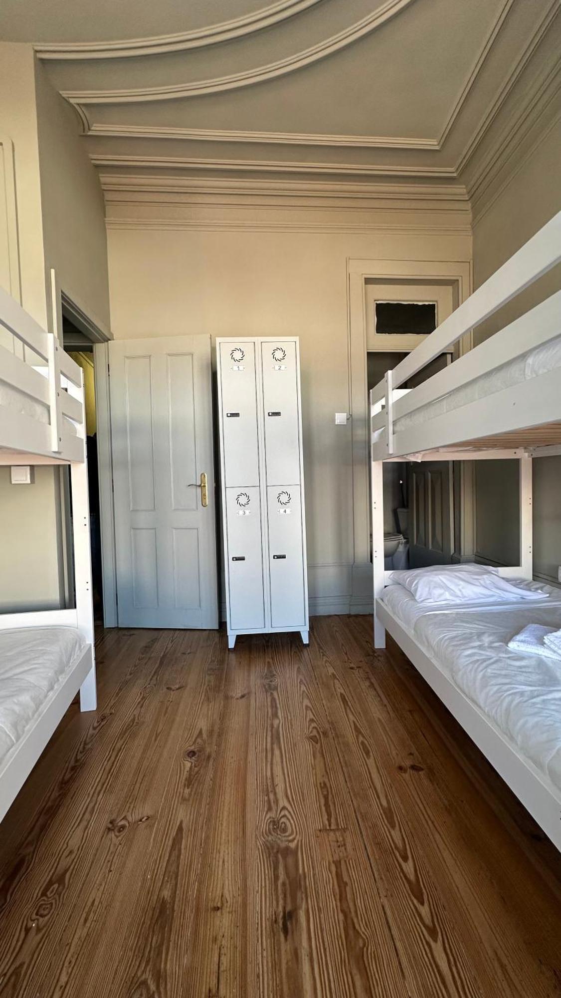 A Beira Hostel 아베이루 외부 사진